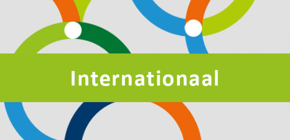 Abstracte titelachtergrond bij Internationaal